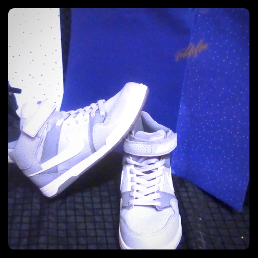 Youth nike sb